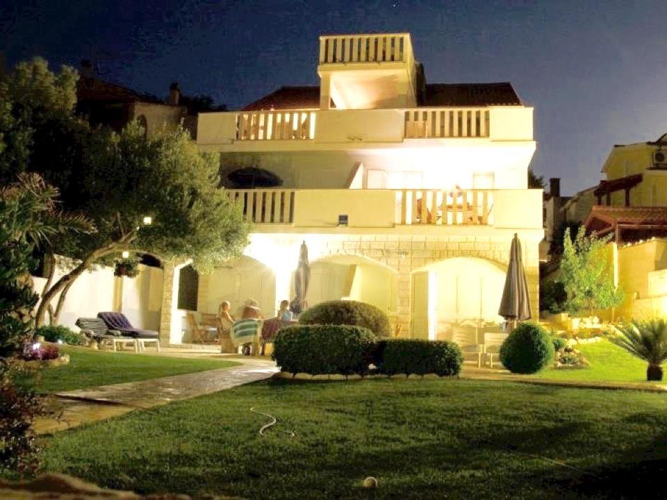 Vila Doni ซาบอริซ ภายนอก รูปภาพ